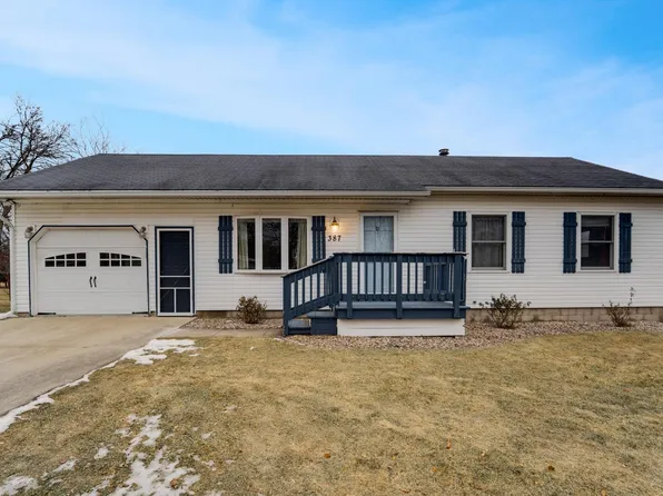 387 S Jackson St, Valders, WI 54245