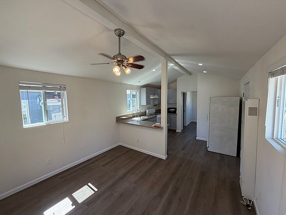 5th image of 3742 35th St