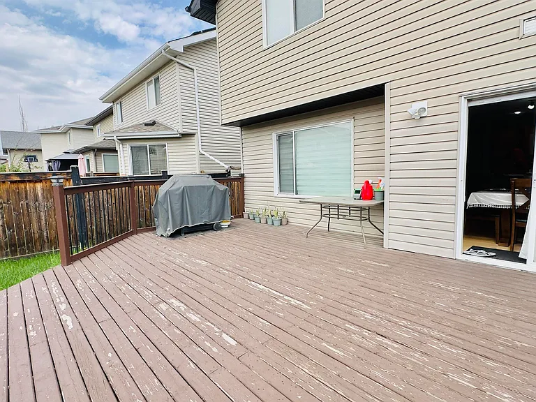 4609 163a Ave NW — Photo 19