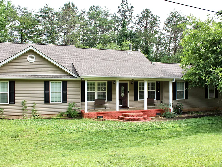 100 Tyger Meadow Rd — Photo 3