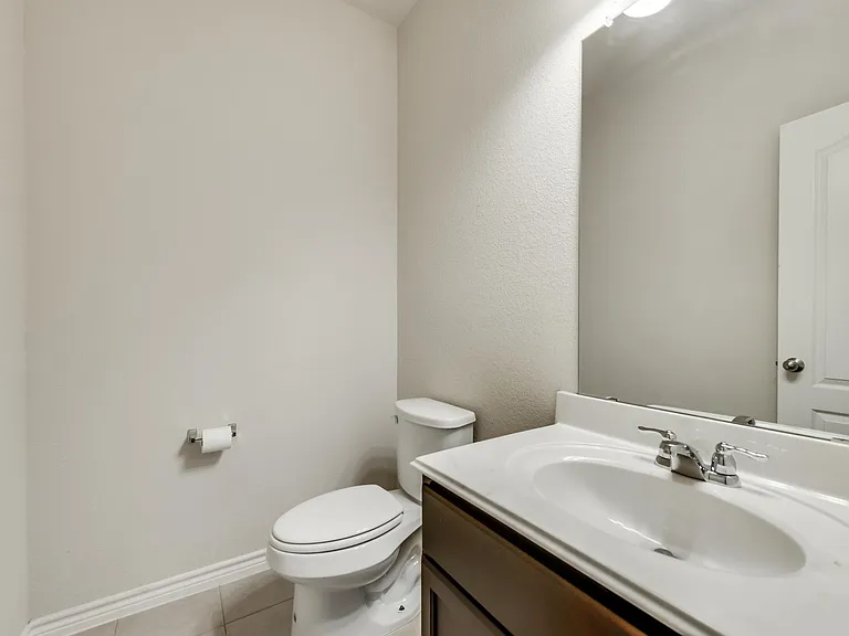1900 Abby Creek Dr — Photo 22