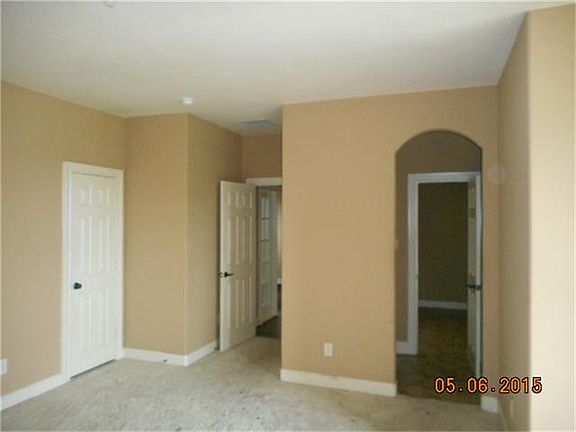 4th image of 1801 Lake Landing Dr
