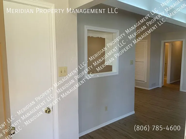 2019 S Loop 289 — Photo 7