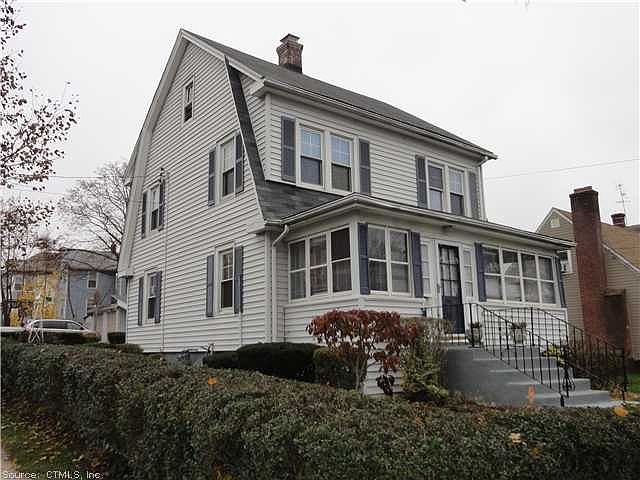2nd image of 60 Palm St