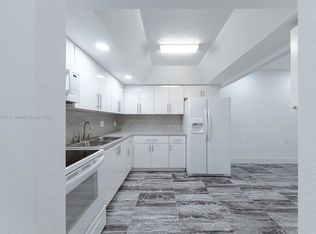 9320 SW 46th Ter #2, Miami, FL 33165