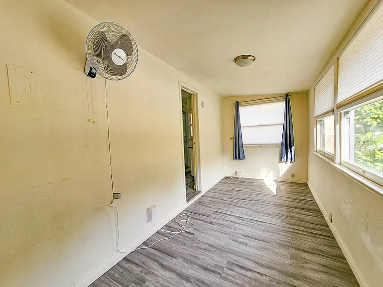 90 N Loop Dr — Photo 14