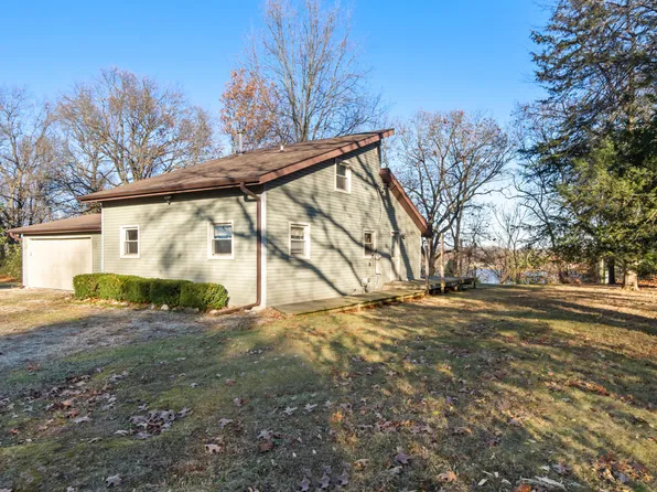 739 Bellflower Dr, Brooklyn, MI 49230