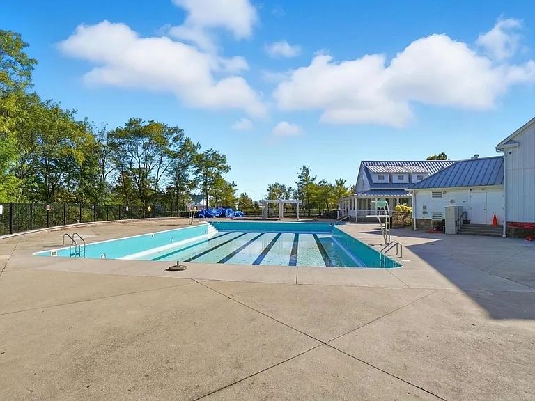 4641 Grand Strand Dr — Photo 38