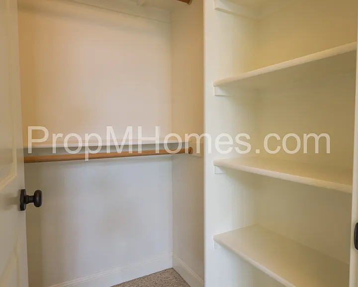 5135 N Williams Ave — Photo 13