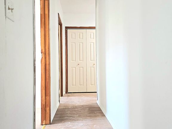 5th image of 9 Old Newark Valley Rd