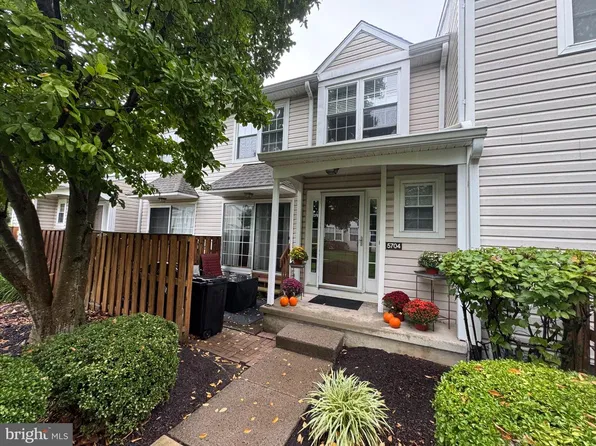 5704 Spruce Mill Dr #427, Morrisville, PA 19067