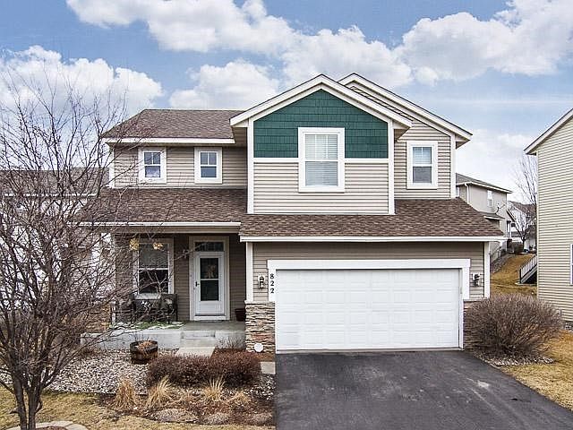 1st image of 822 Newberry Ln