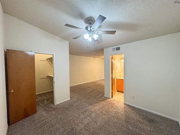 5th image of 4621 Johnson Rd