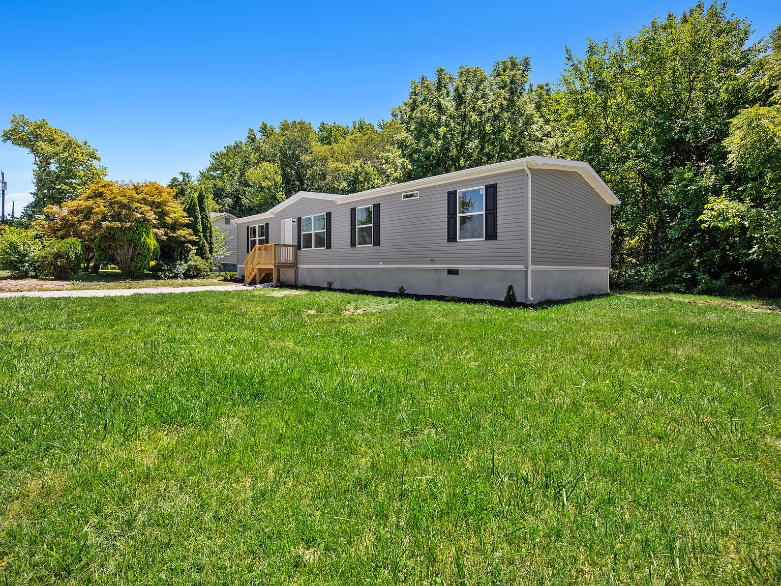 3 bed, 1600 sqft, $2,900 — Photo 3