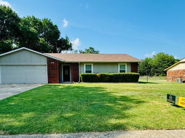 600 E Waco St