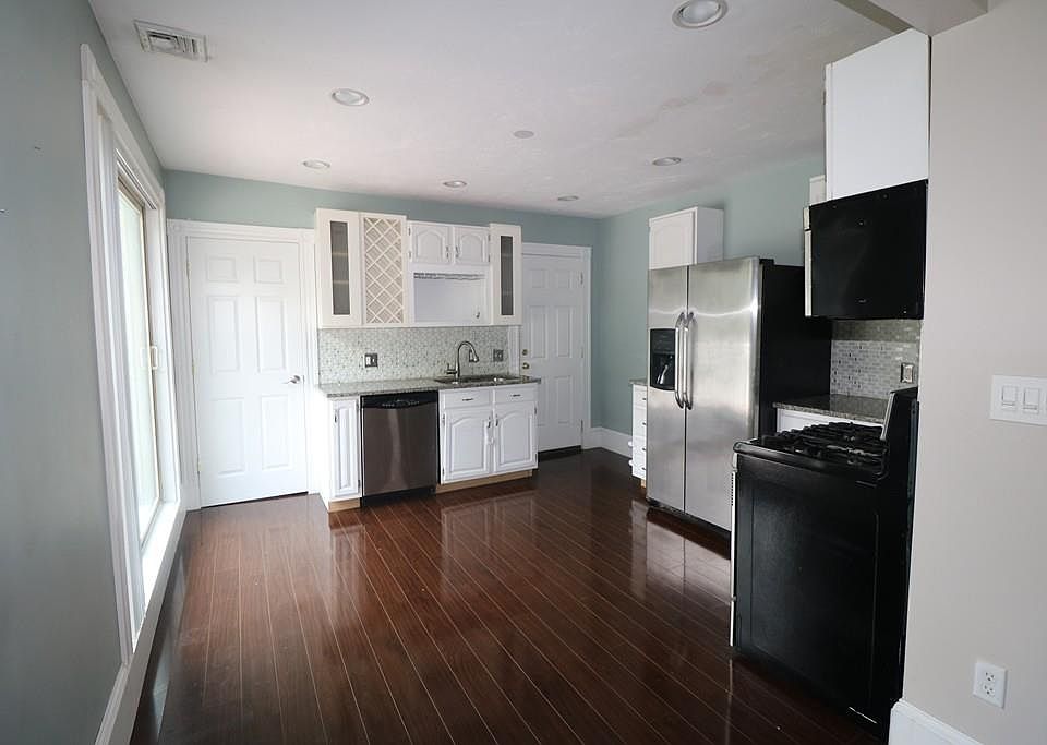 1st image of 311 North Ave #2