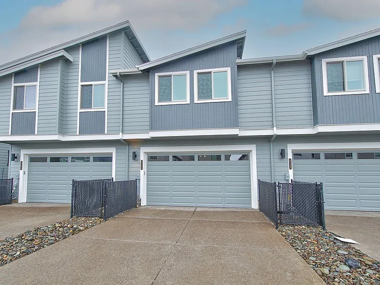 5617 SE Logan Ln — Photo 58