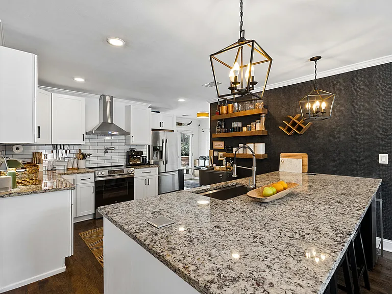 3464 Glenwood Rd — Photo 23