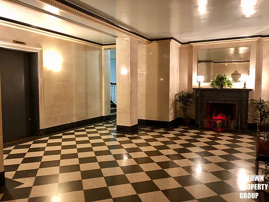 Rented by Bond New York | media 17