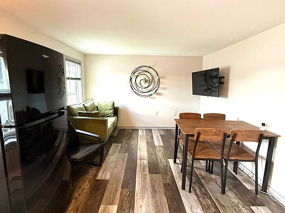 3rd image of 24 McDonald St #3