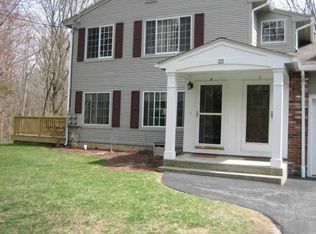 - Eag St, East Greenwich, RI 02818