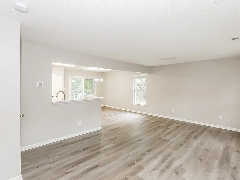 7218 William Reynolds Dr — Photo 7