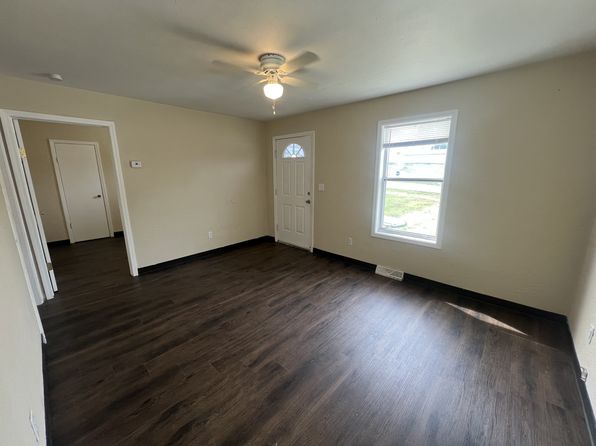 212 Mill St
