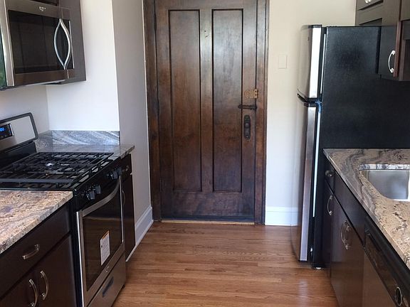3rd image of 3954 N Bell Ave #2