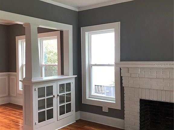 5th image of 306 W Belmar St