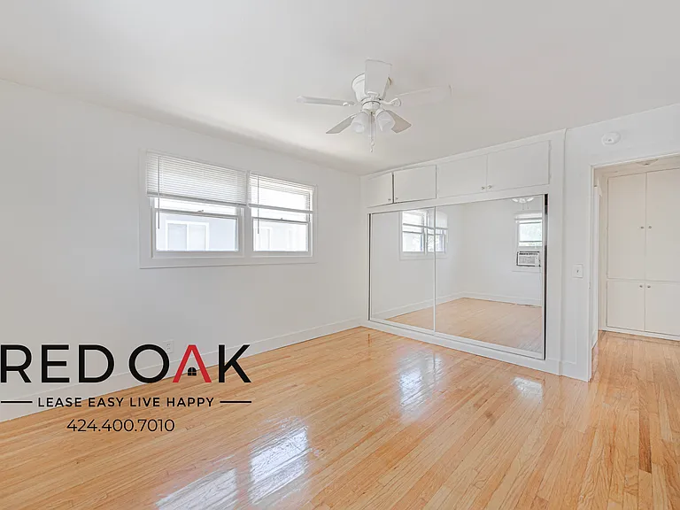 1148 S Sherbourne Dr #4 — Photo 10