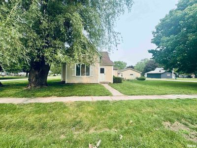 300 S Washington St, Joy, IL, 61260
