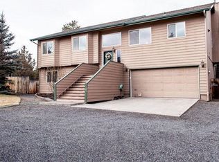 22013 Banff Dr, Bend, OR 97702