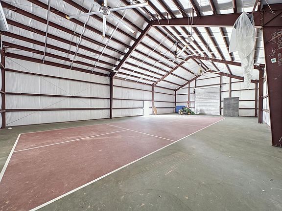 5th image of 6860 Shady Ln