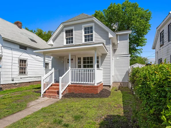 39 Hobson St, Portsmouth, VA 23704