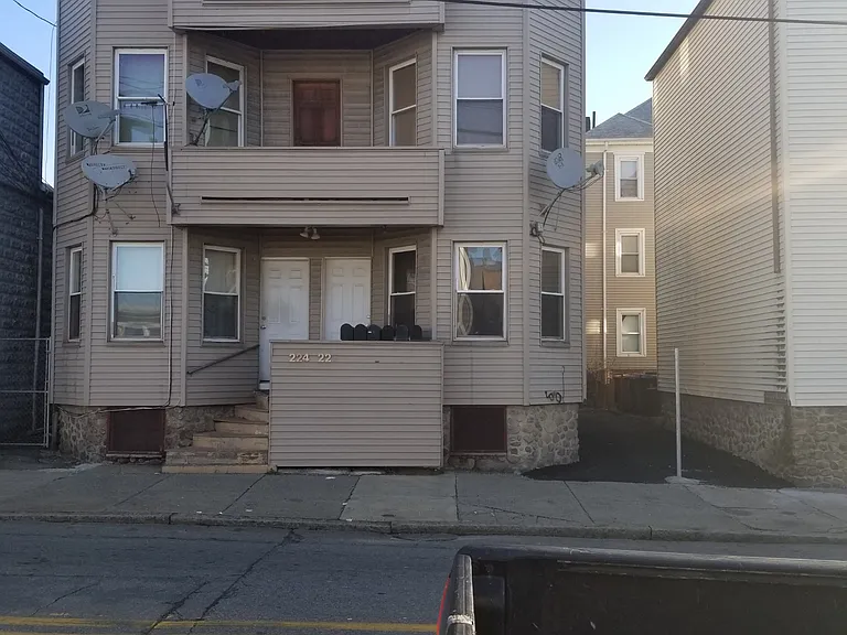 224-226 Ashley Blvd #1 — Photo 9