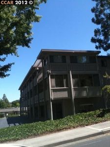 1500 Rockledge Ln APT 2, Walnut Creek, CA, 94595
