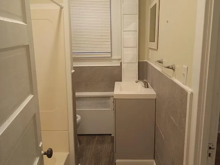 22 Pawling Ave #1 — Photo 15