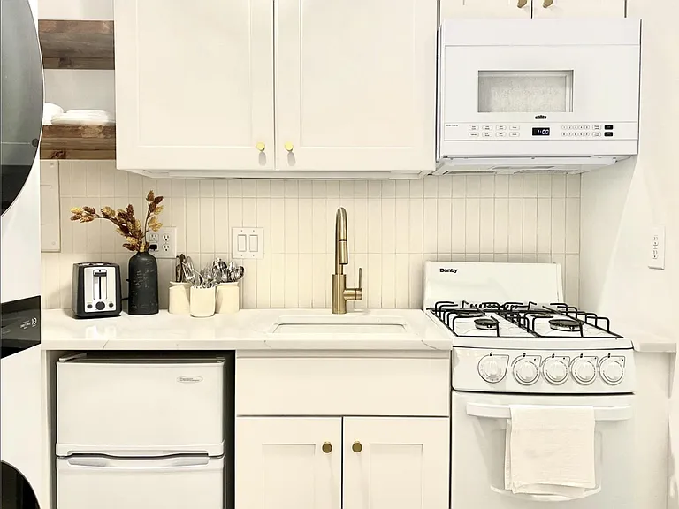 132 N Sunset Dr — Photo 14