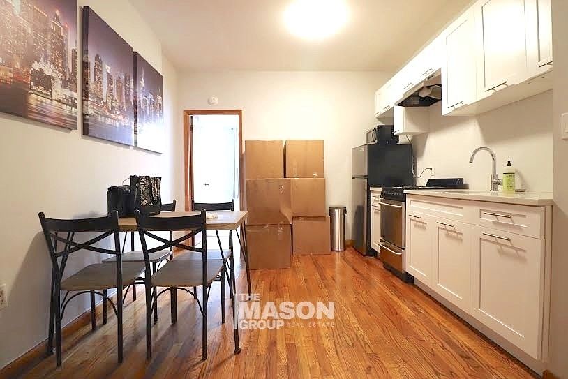 1st image of 454 9th Ave #1