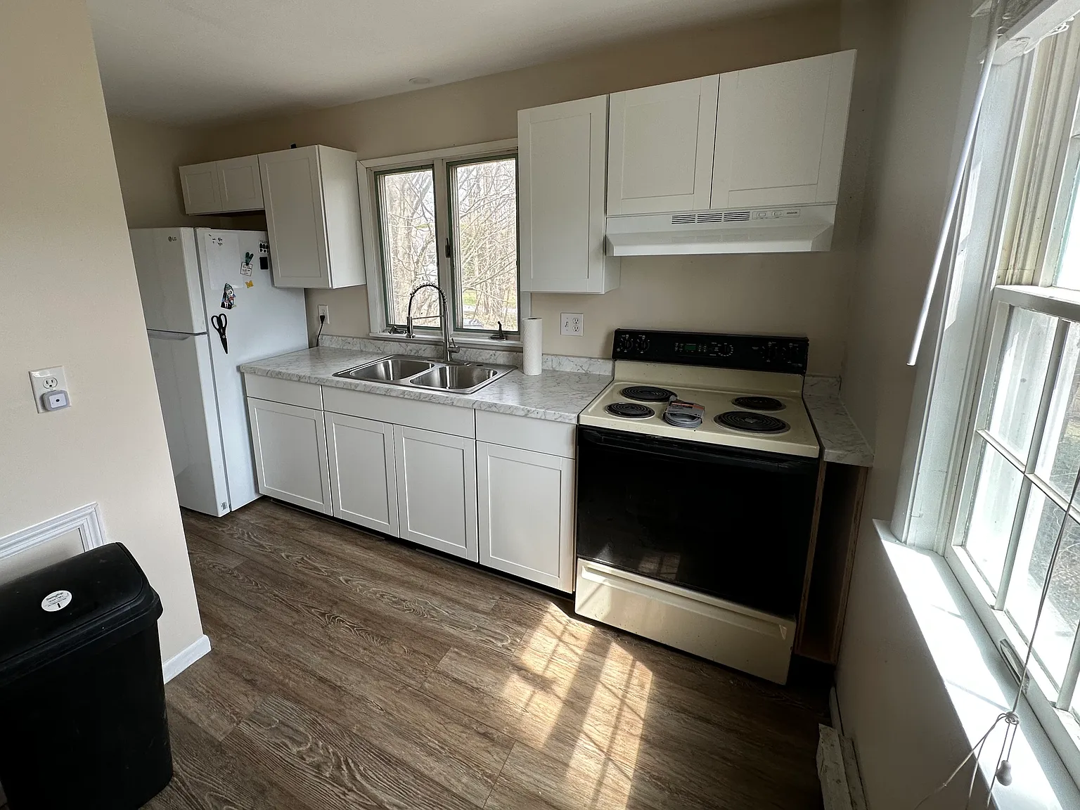 2 bed, 700 sqft, $1,400 — Photo 3