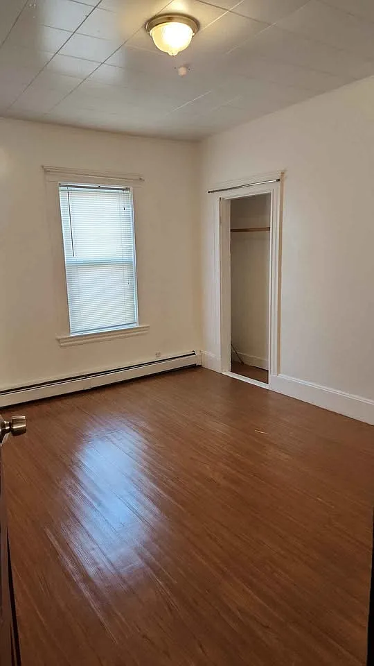 85 High St — Photo 3