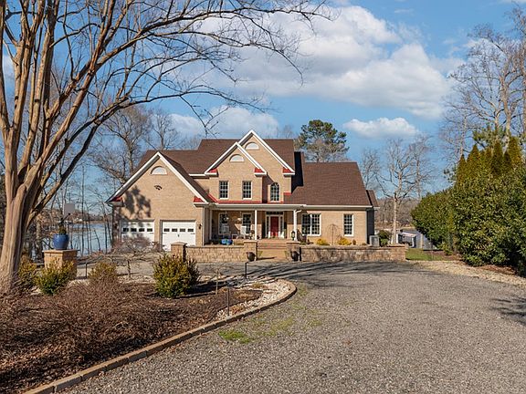 2nd image of 131 Ercelle Ct