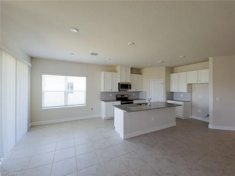 16380 S Port Harbor Blvd — Photo 2