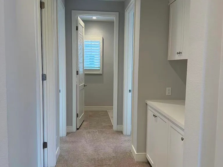 186 Villa Rdg — Photo 17