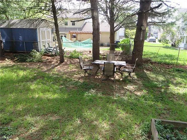 1518 Brookstone Pl — Photo 18