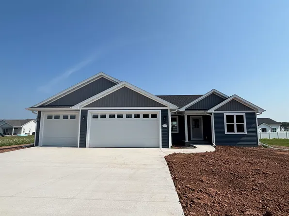 5352 Fenceline Ln, Omro, WI 54963