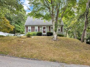 1 Huron Ave, Mashpee, MA 02649