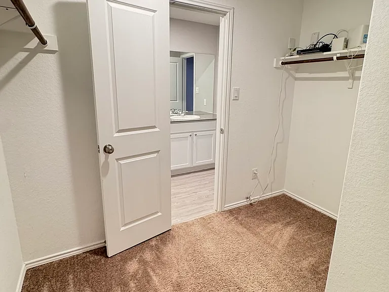 6855 Burgess Rdg — Photo 13