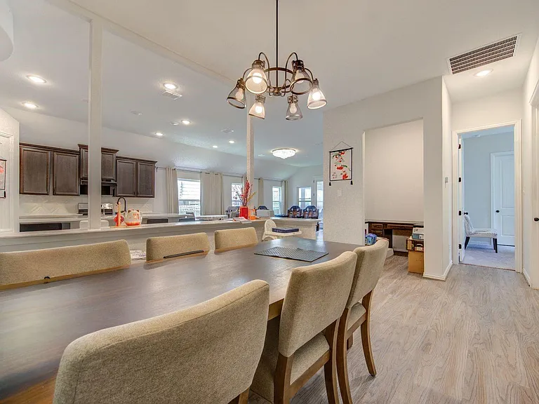 3507 Sunburst Ct — Photo 16
