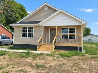 47 Riverview Rd, Irvine, KY 40336
